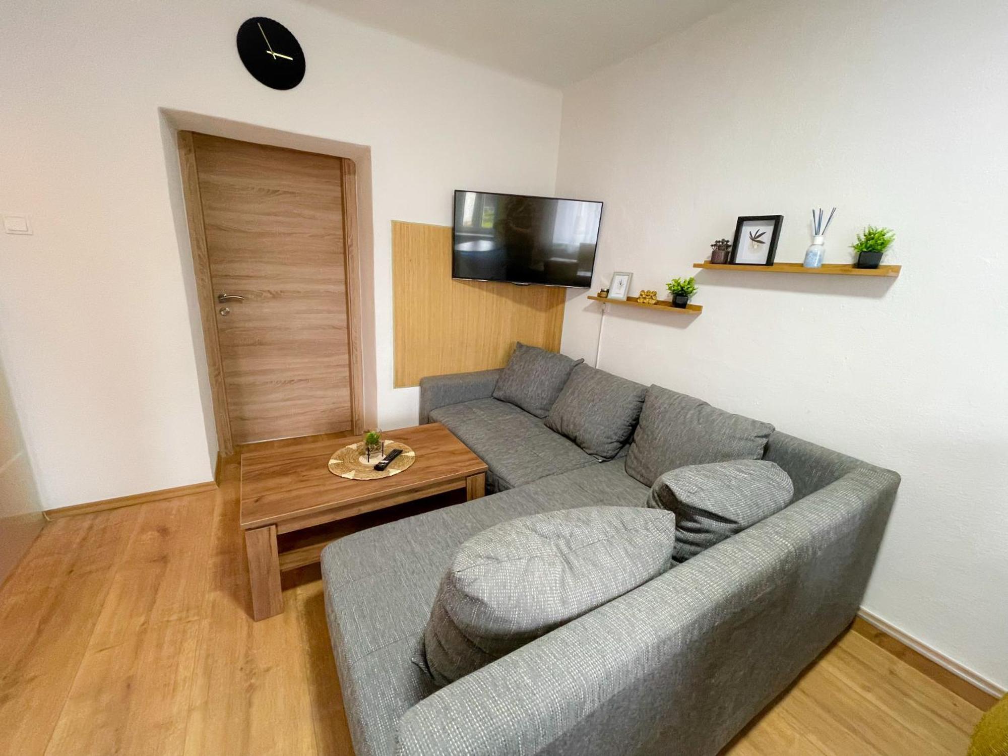 Moderne Ferienwohnung Felbbauer #50 크니텔펠트 외부 사진